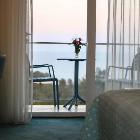 Aparthotel Black Sea View